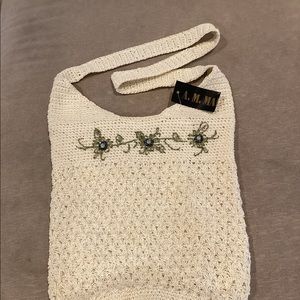 Vintage NWT A.M. Martin cream embroidered flowers and beads crochet shoulder bag